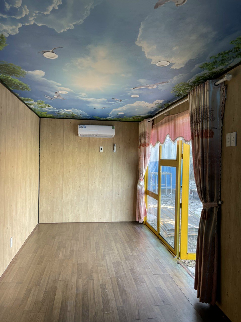 văn-phong-container